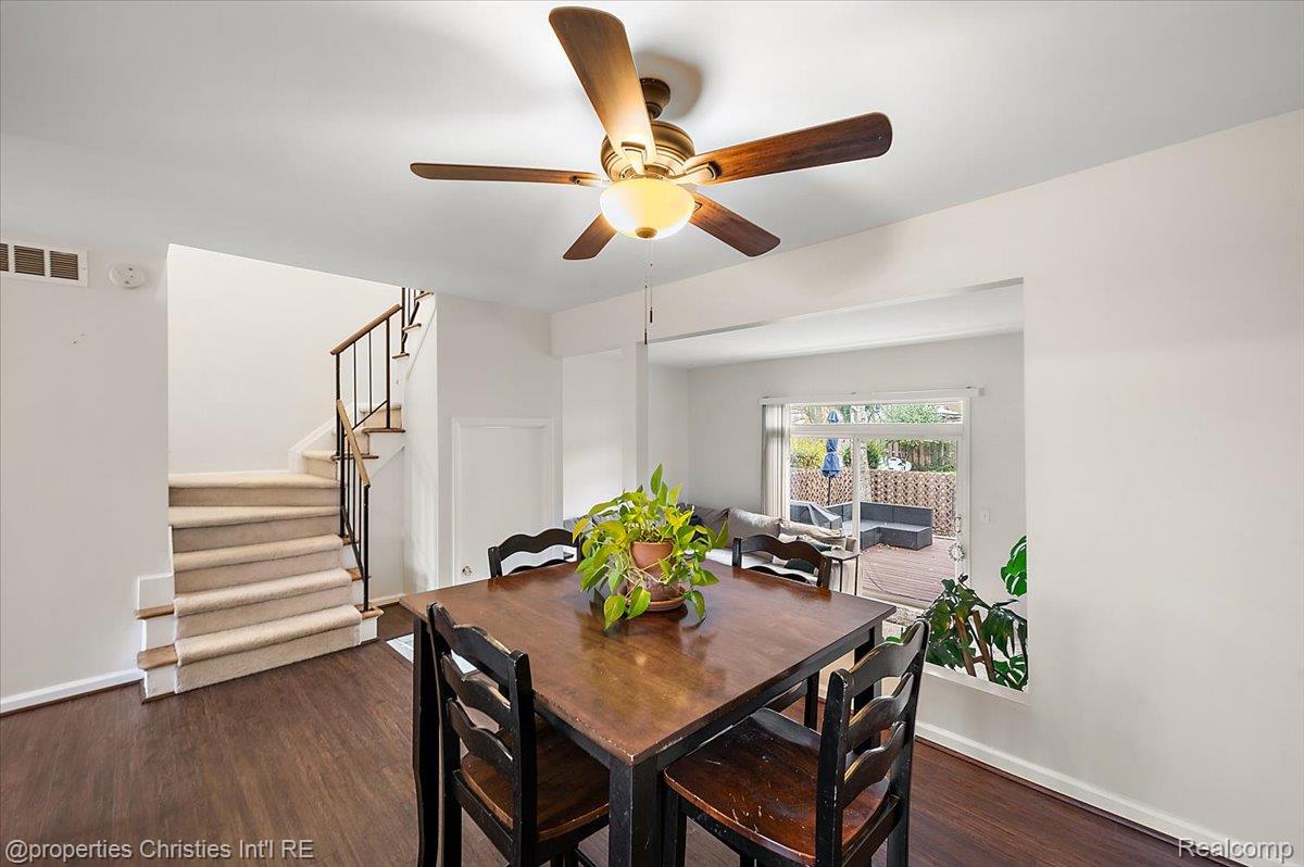 41327 Lagoon Court