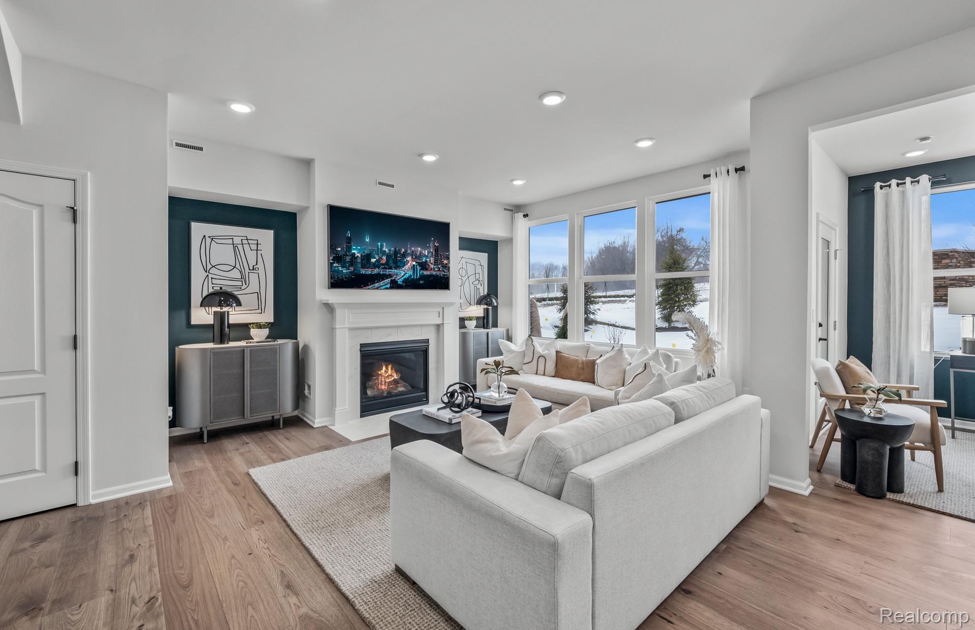 1465 Superior Drive