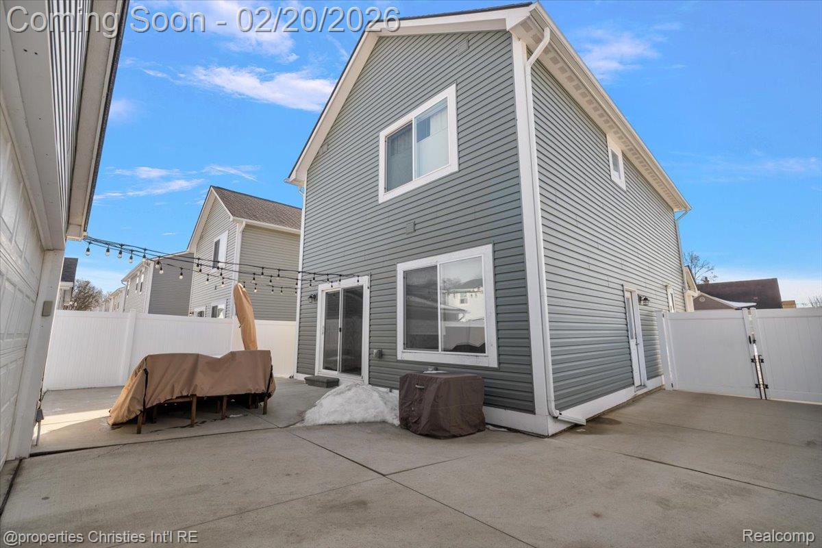 374 W Barrett Avenue