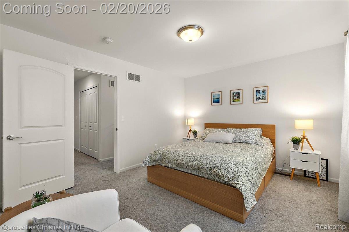 374 W Barrett Avenue