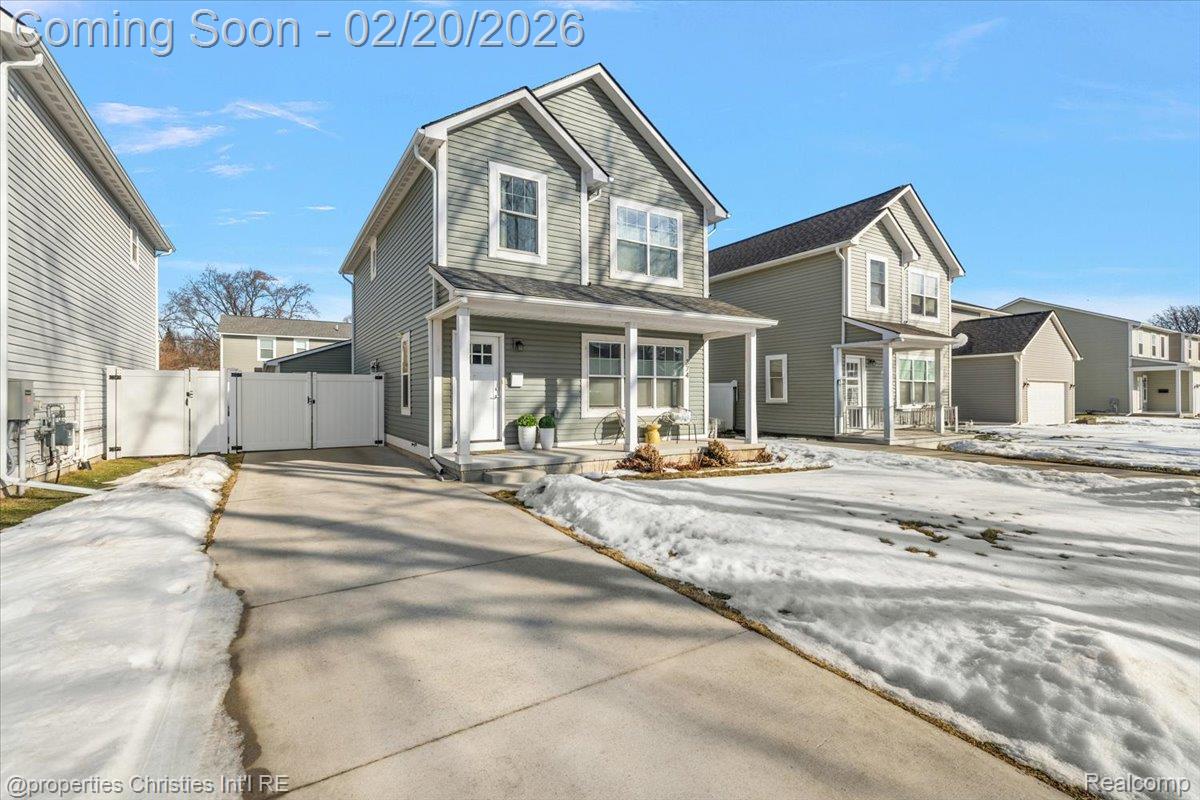 374 W Barrett Avenue