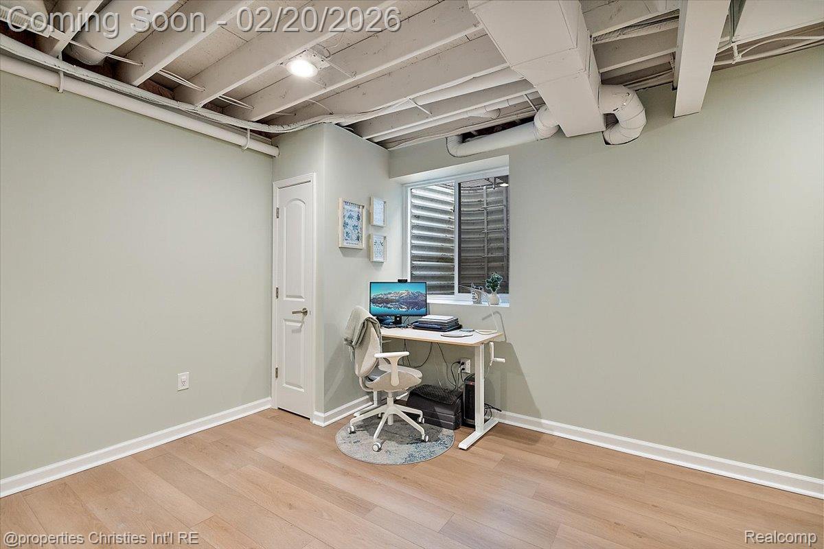 374 W Barrett Avenue