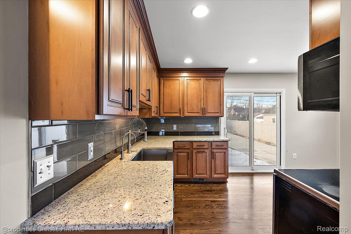 2191 Manchester Road