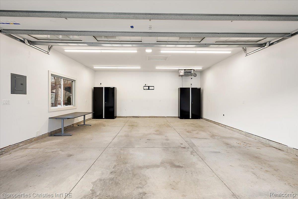 2191 Manchester Road