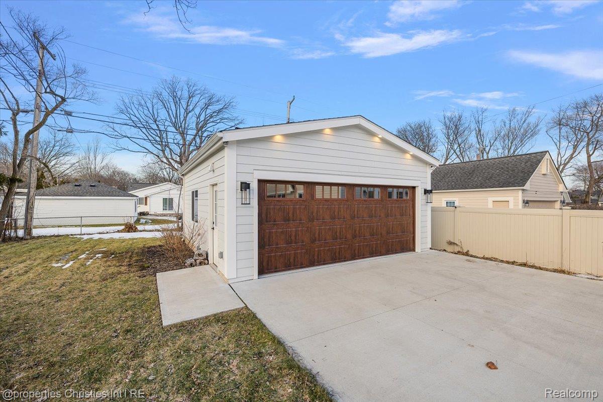 2191 Manchester Road