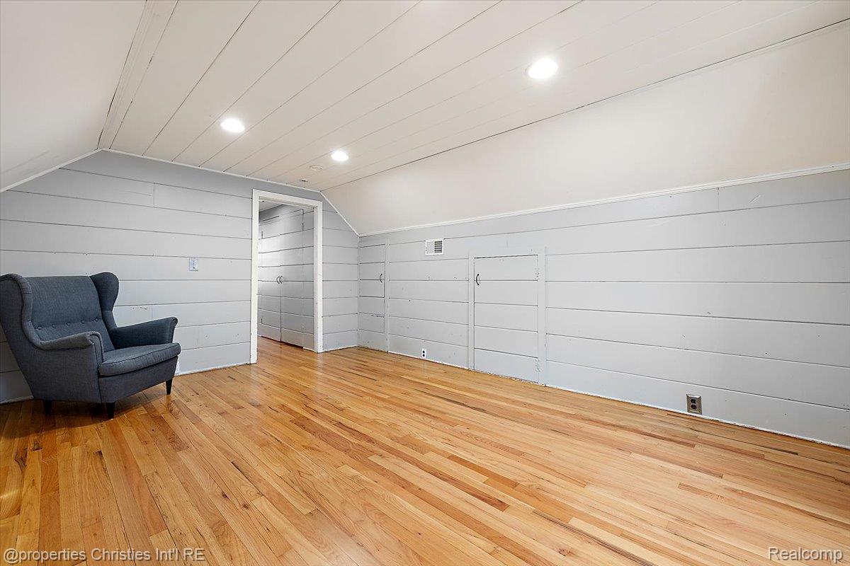 2191 Manchester Road