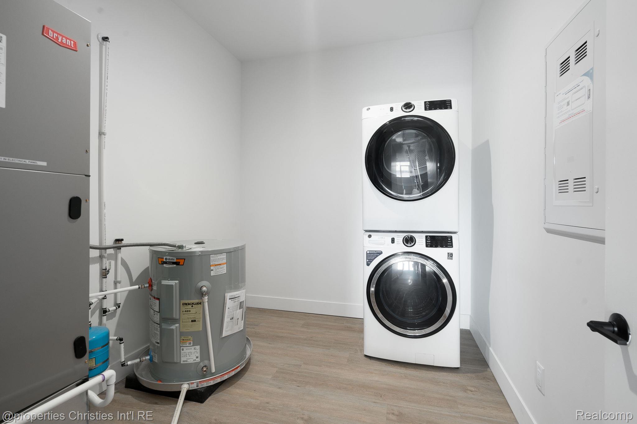 118 N Main Street 518