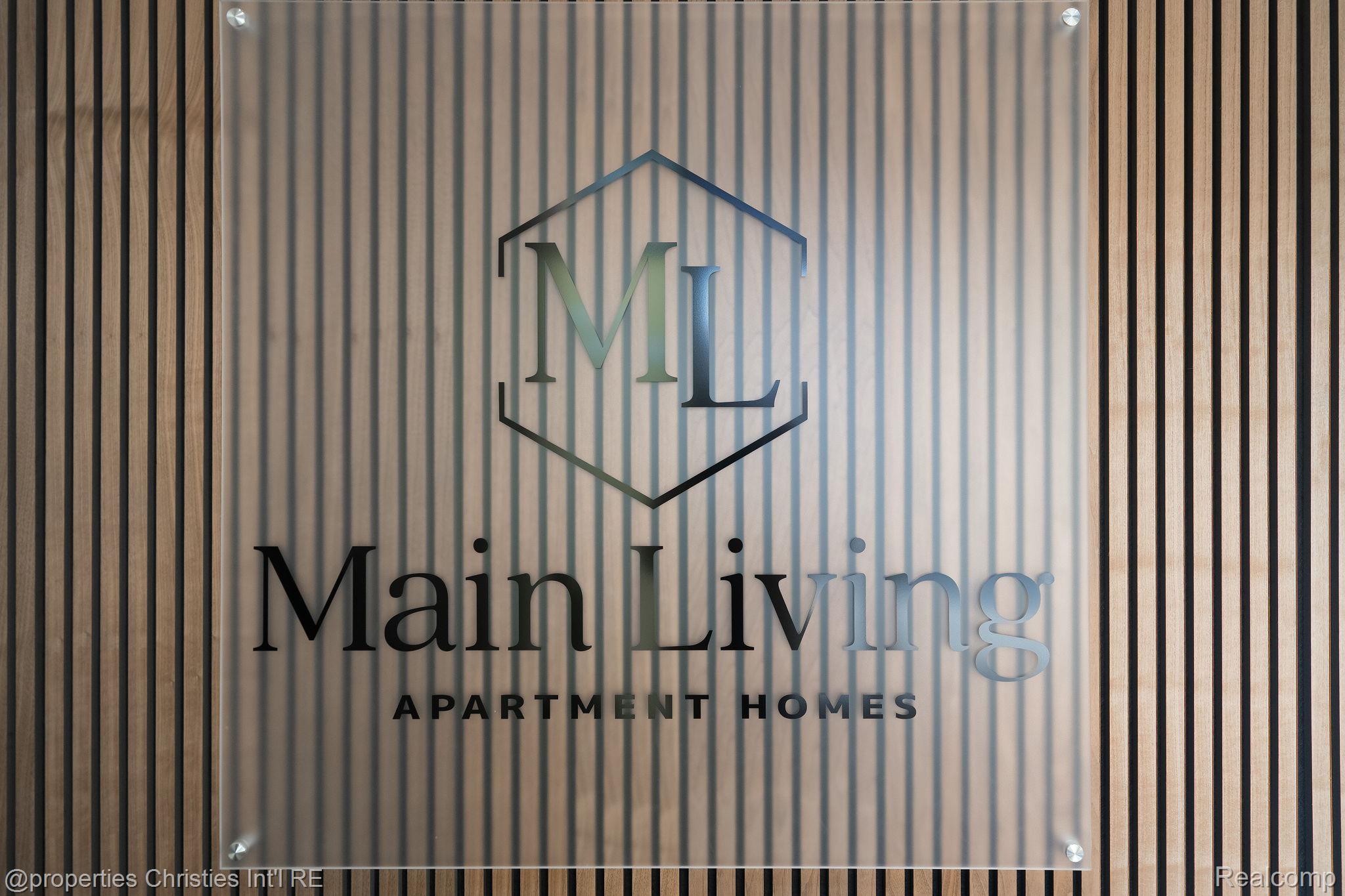 118 N Main Street 403