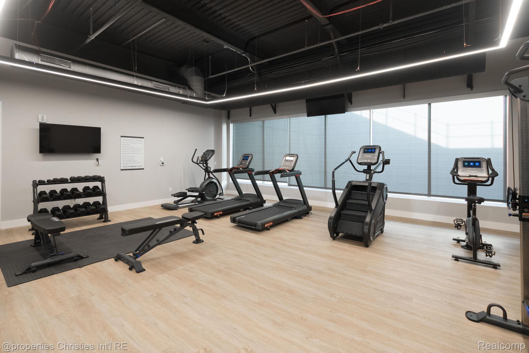 118 N Main Street 403