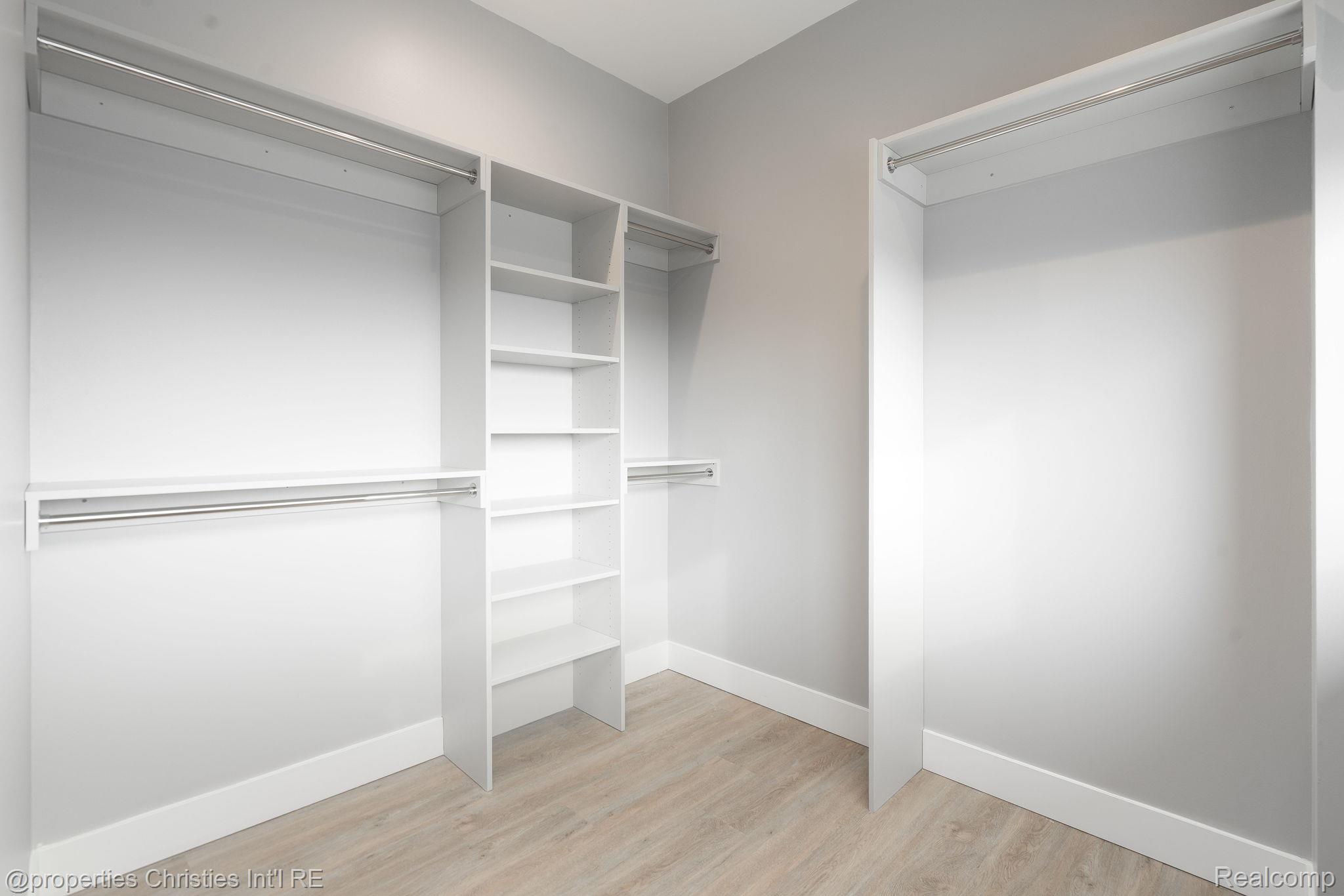 118 N Main Street 403