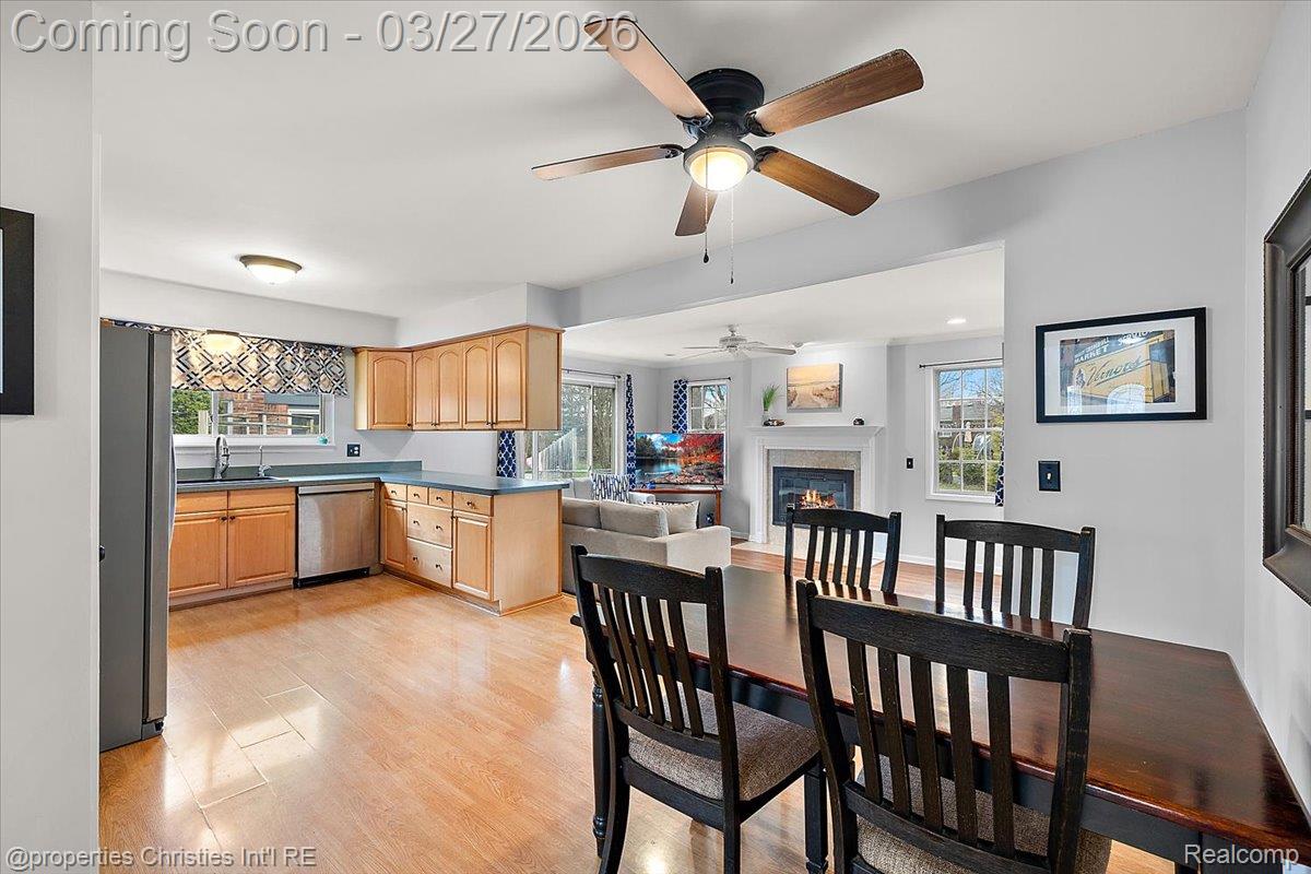 1711 Crestline Drive