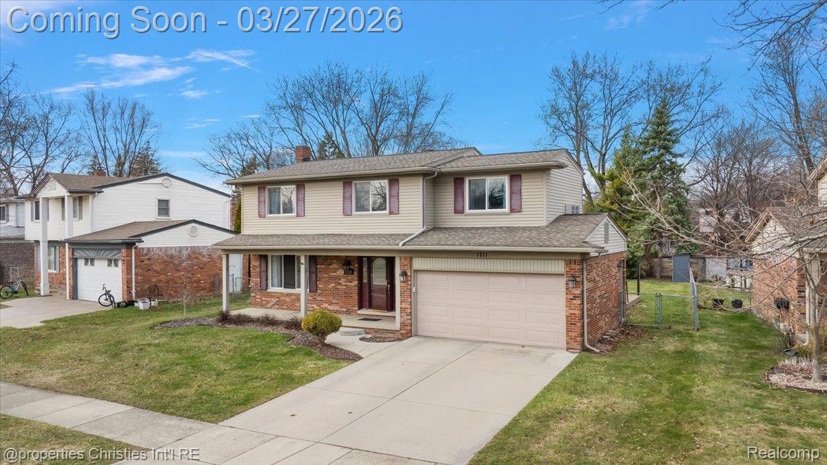 1711 Crestline Drive