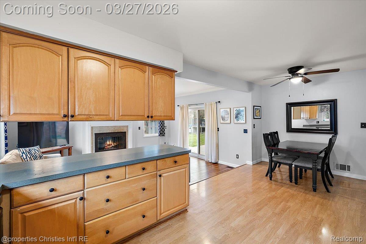 1711 Crestline Drive