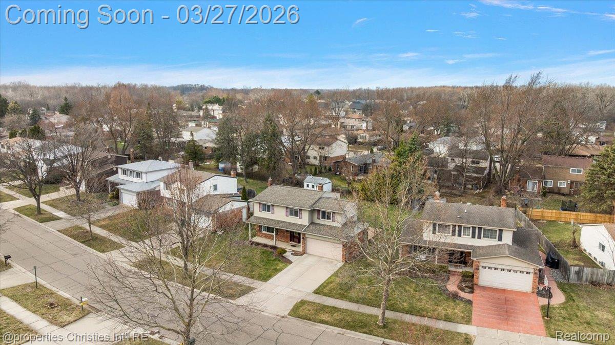 1711 Crestline Drive