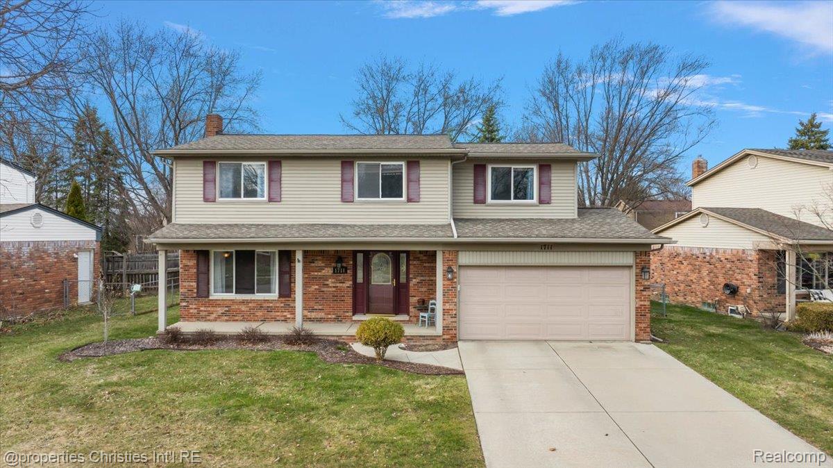1711 Crestline Drive