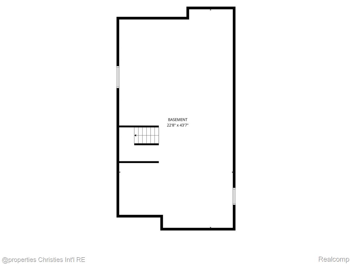 929 N Pleasant Street