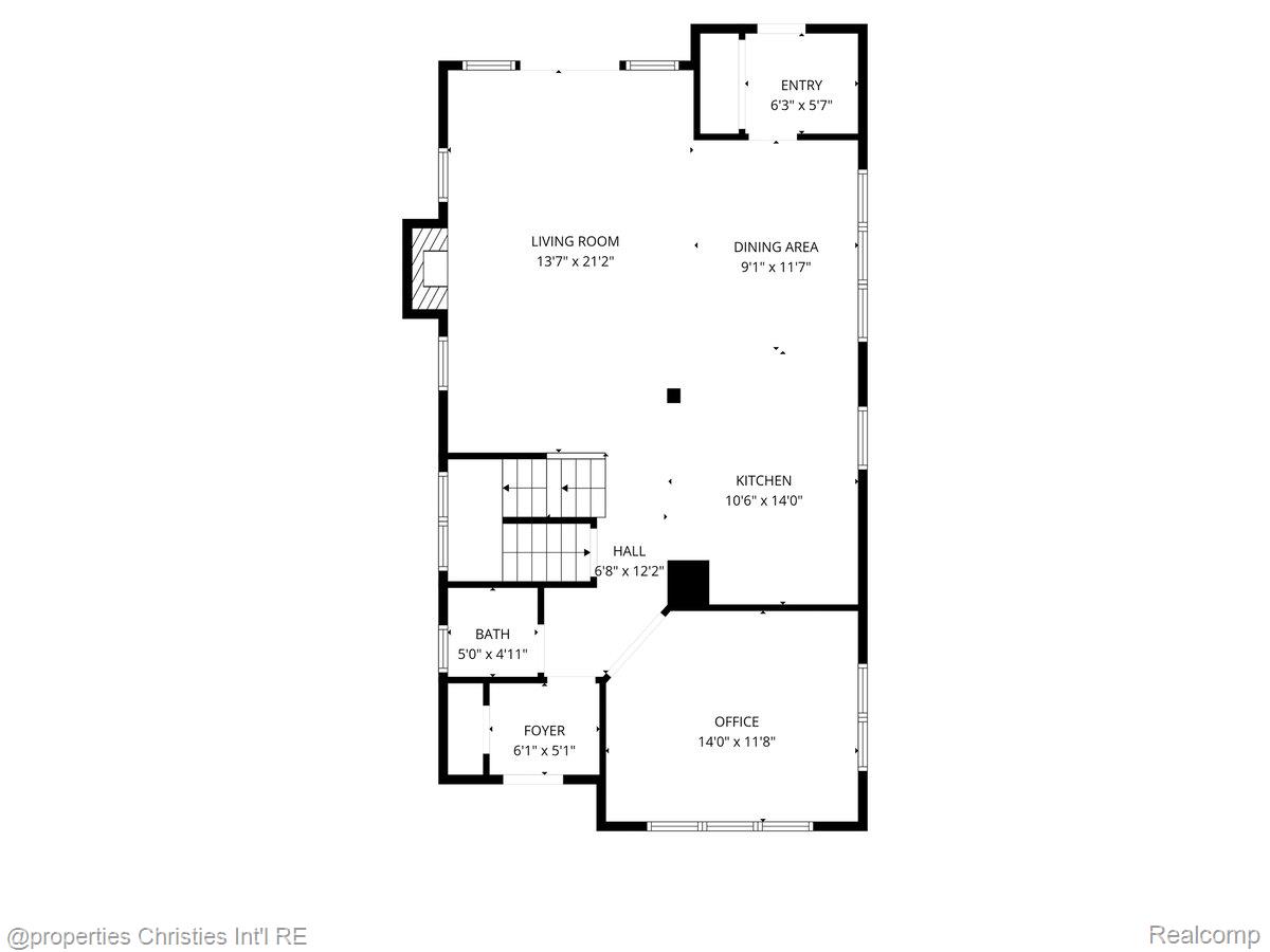 929 N Pleasant Street