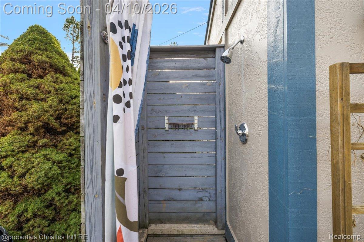 47269 S Chigwidden Drive