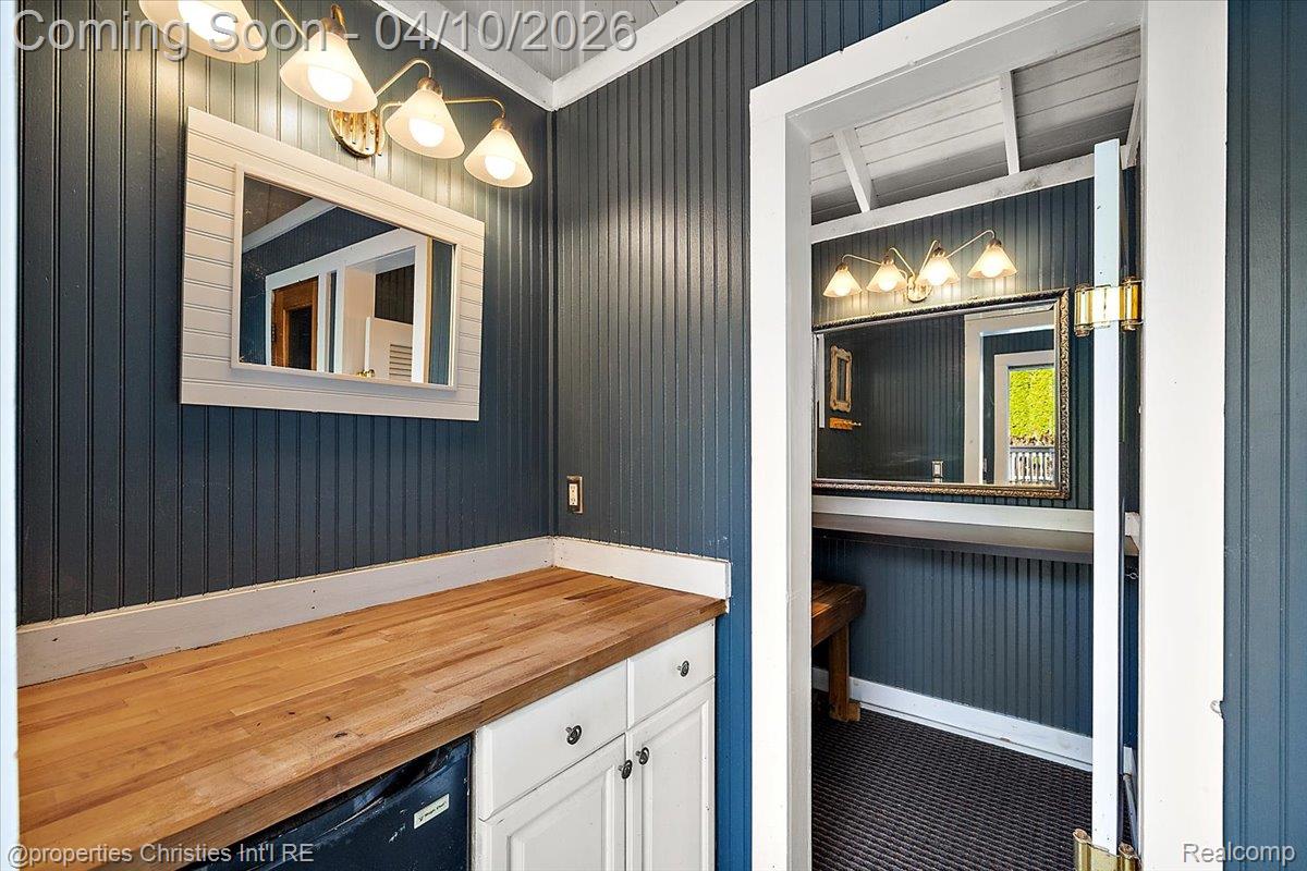 47269 S Chigwidden Drive