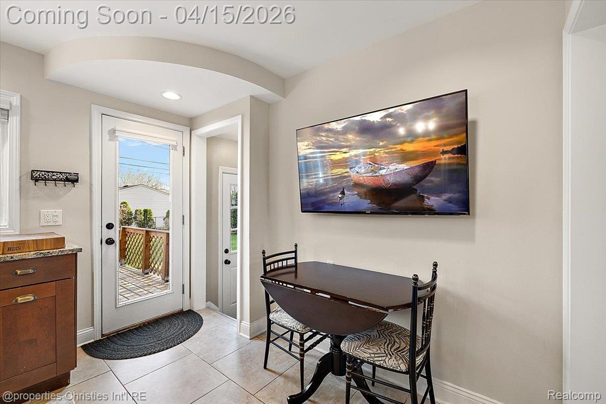 18851 Devonshire Street