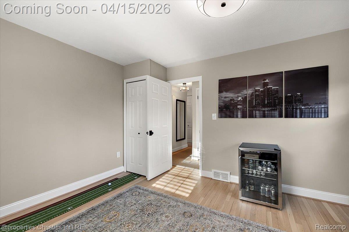 18851 Devonshire Street