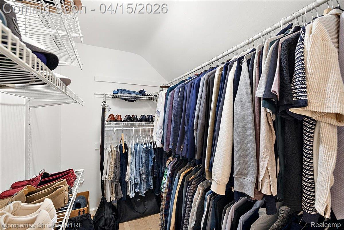 18851 Devonshire Street