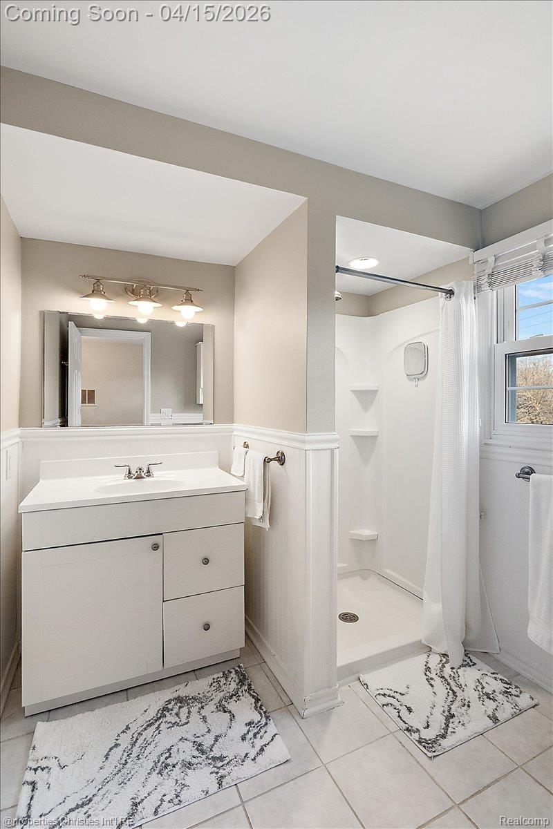 18851 Devonshire Street