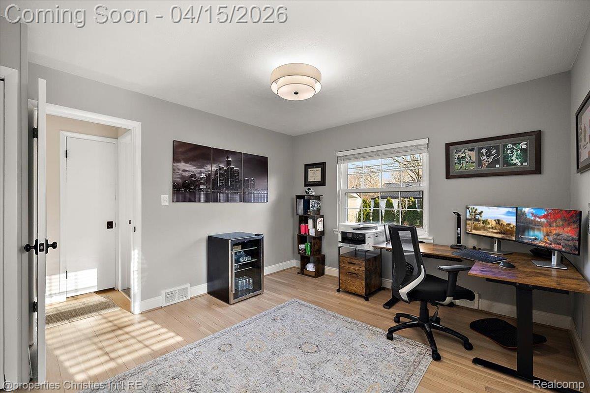 18851 Devonshire Street