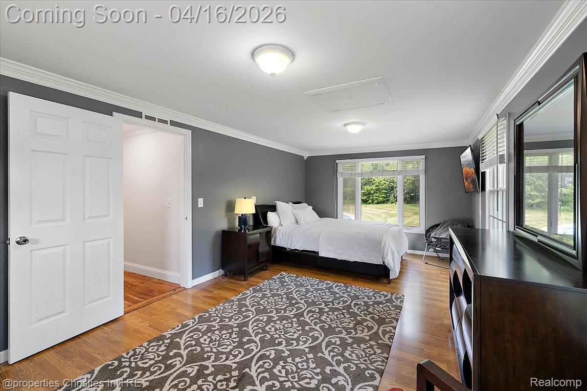 3060 Chickering Lane