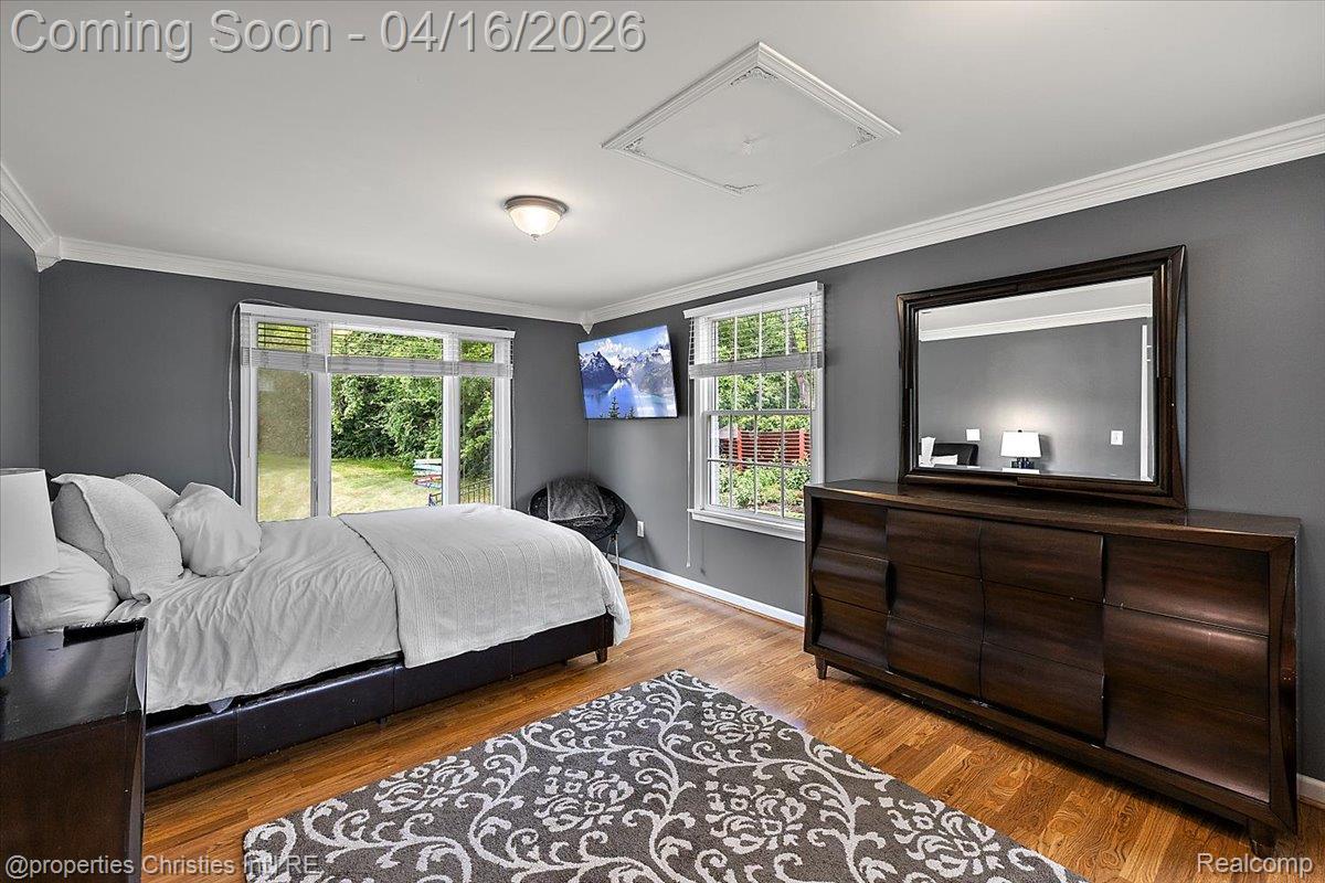 3060 Chickering Lane