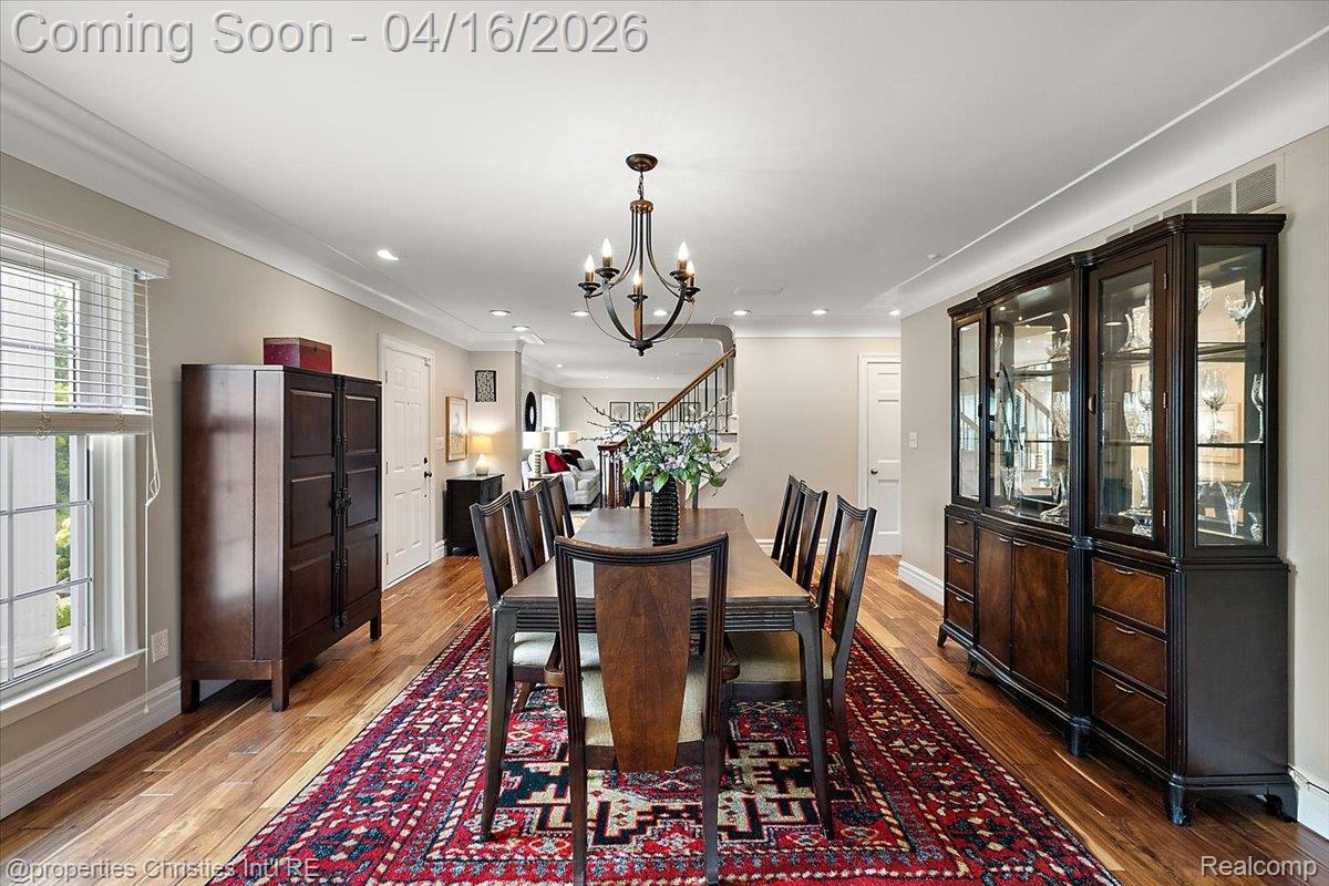 3060 Chickering Lane