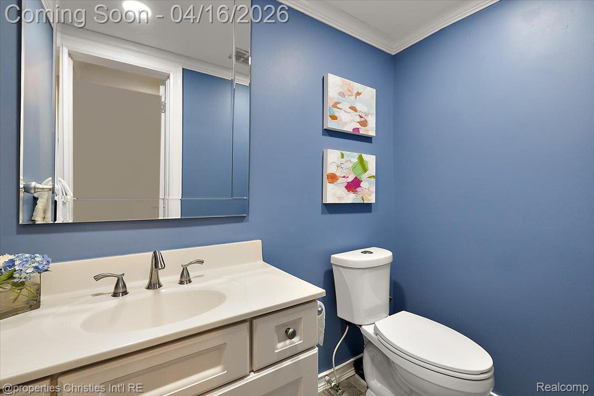 3060 Chickering Lane