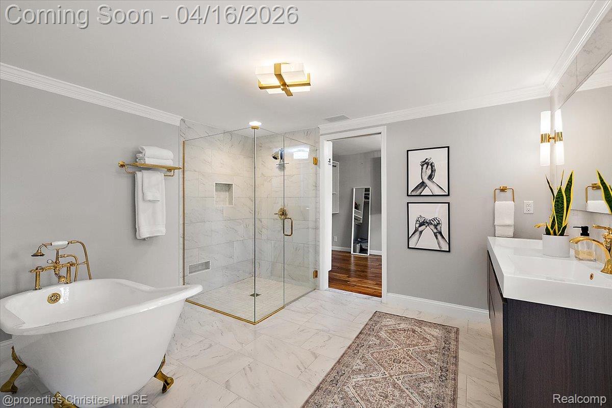 3060 Chickering Lane