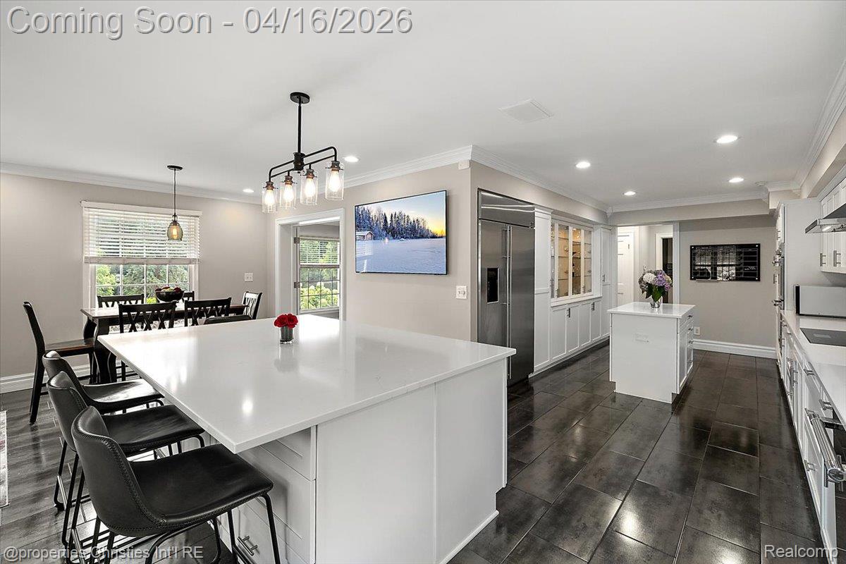 3060 Chickering Lane