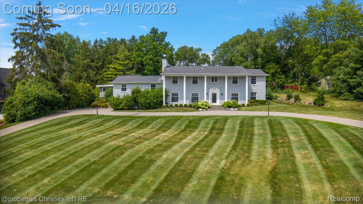 3060 Chickering Lane