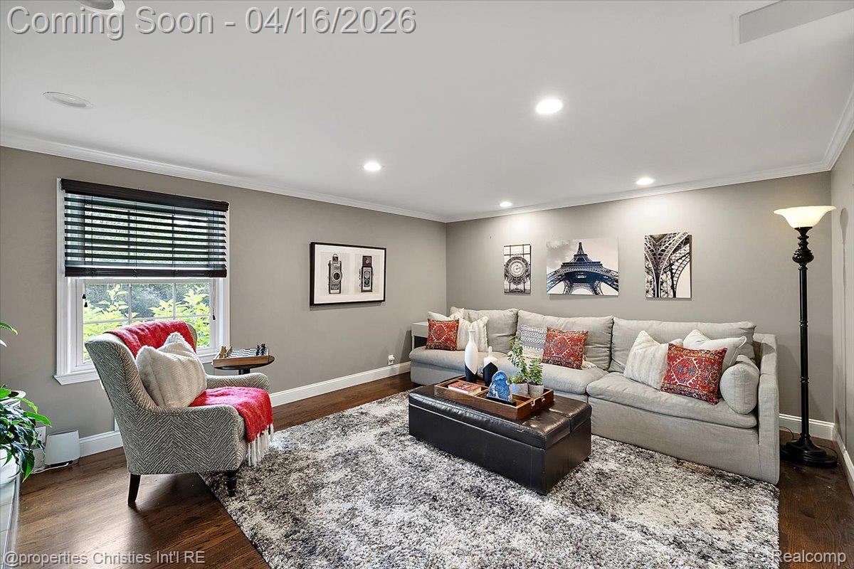 3060 Chickering Lane