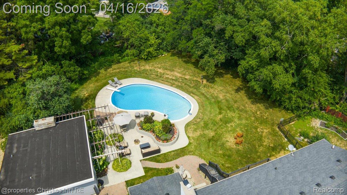 3060 Chickering Lane