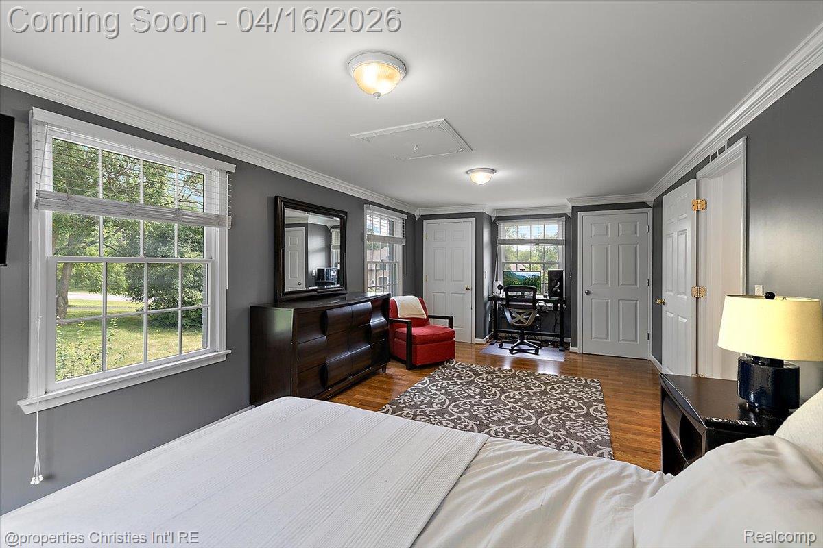 3060 Chickering Lane