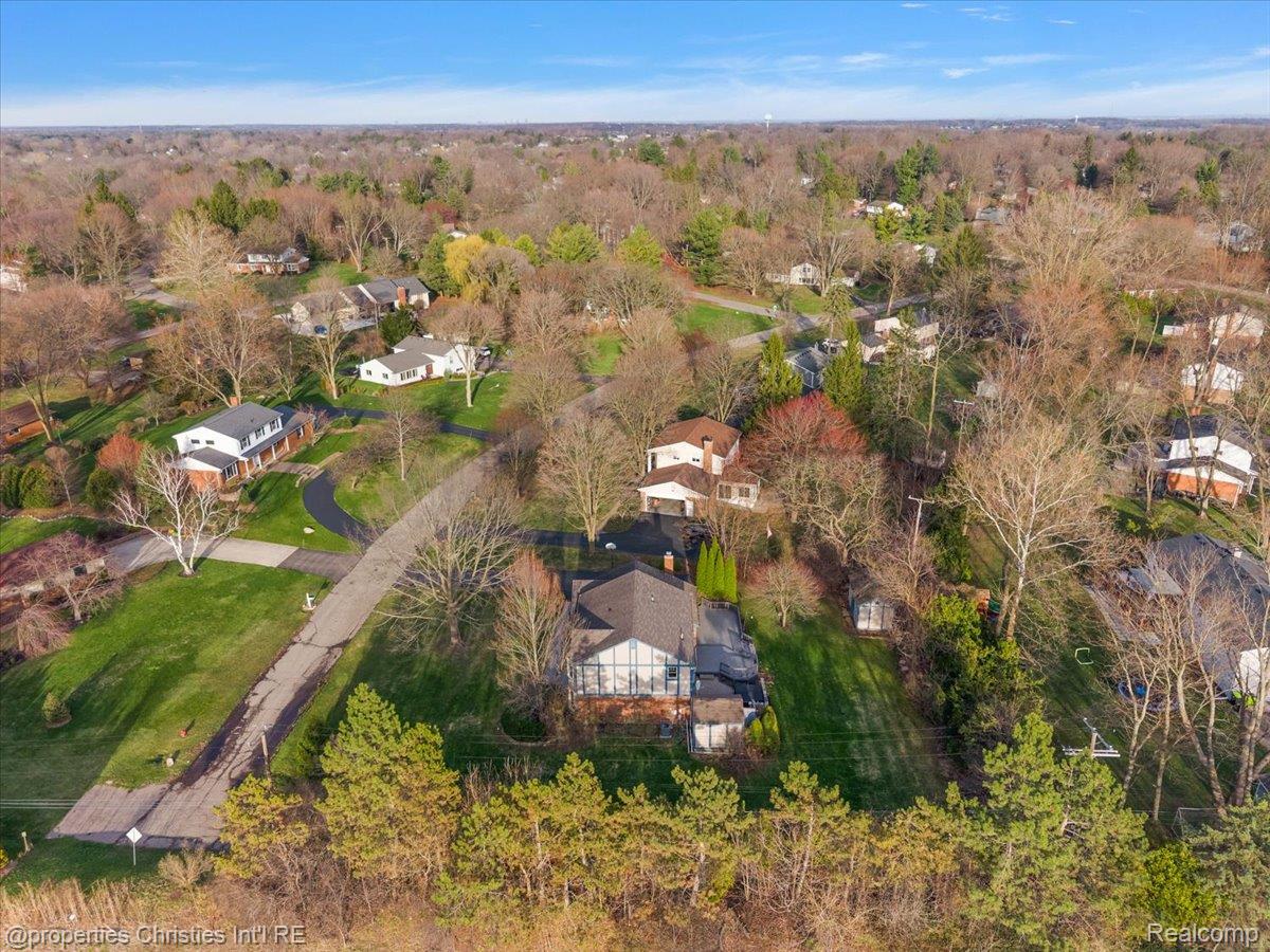 47269 S Chigwidden Drive