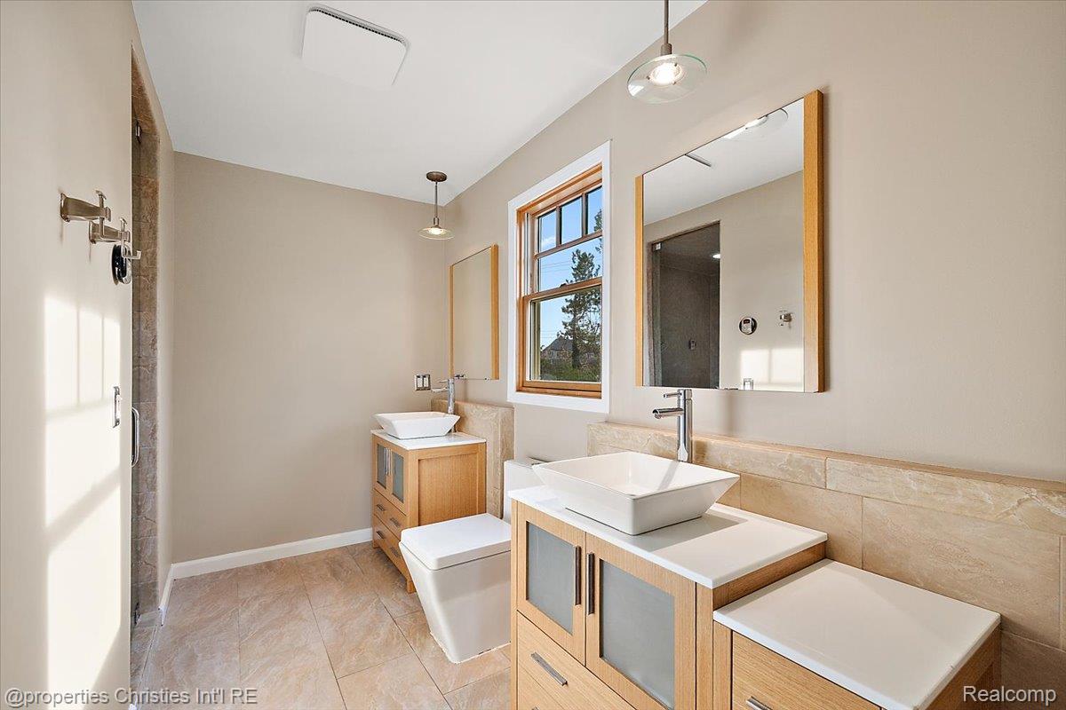 47269 S Chigwidden Drive