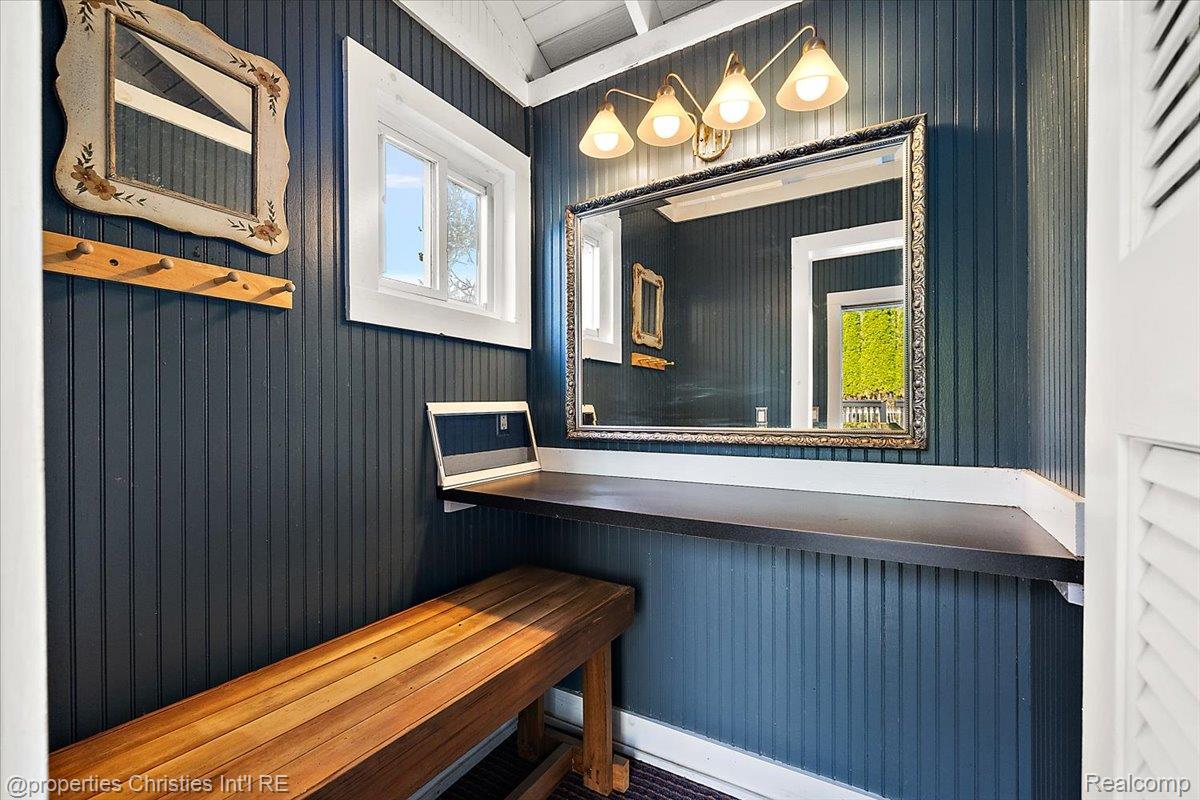 47269 S Chigwidden Drive