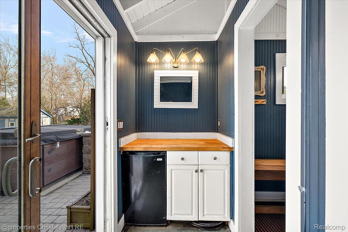 47269 S Chigwidden Drive