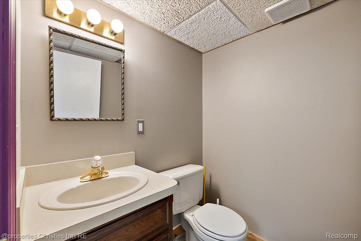 47269 S Chigwidden Drive