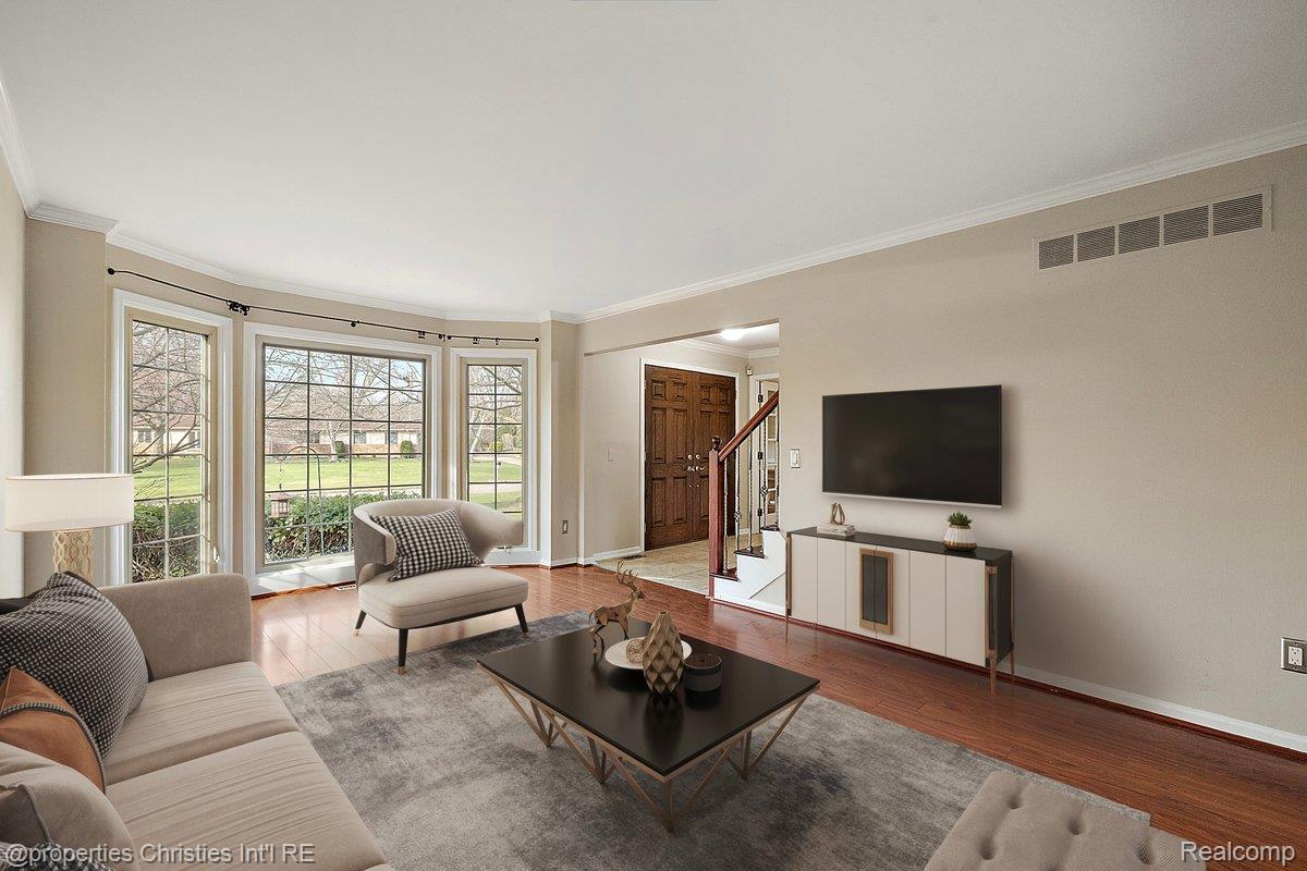 47269 S Chigwidden Drive