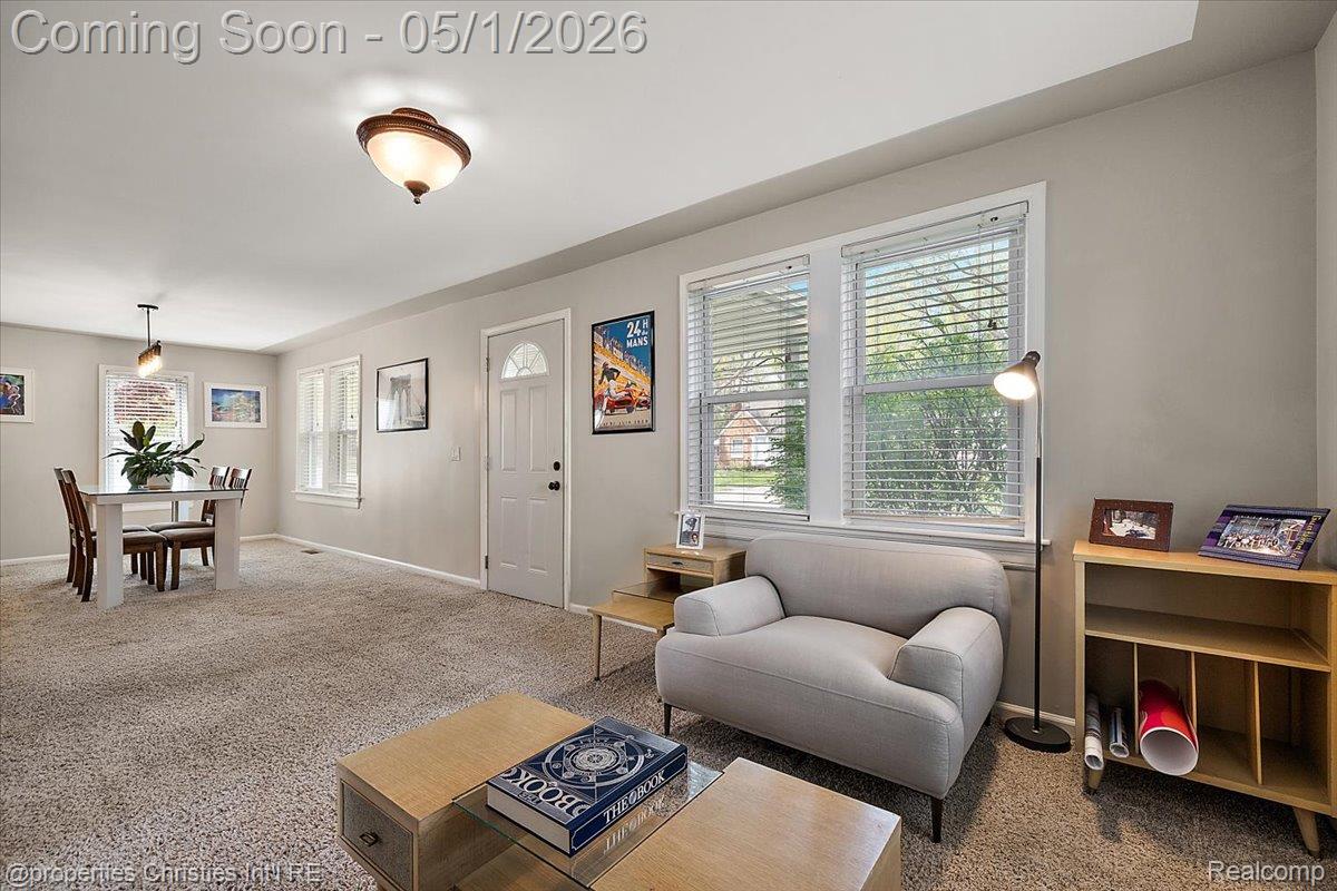 1691 Catalpa Drive