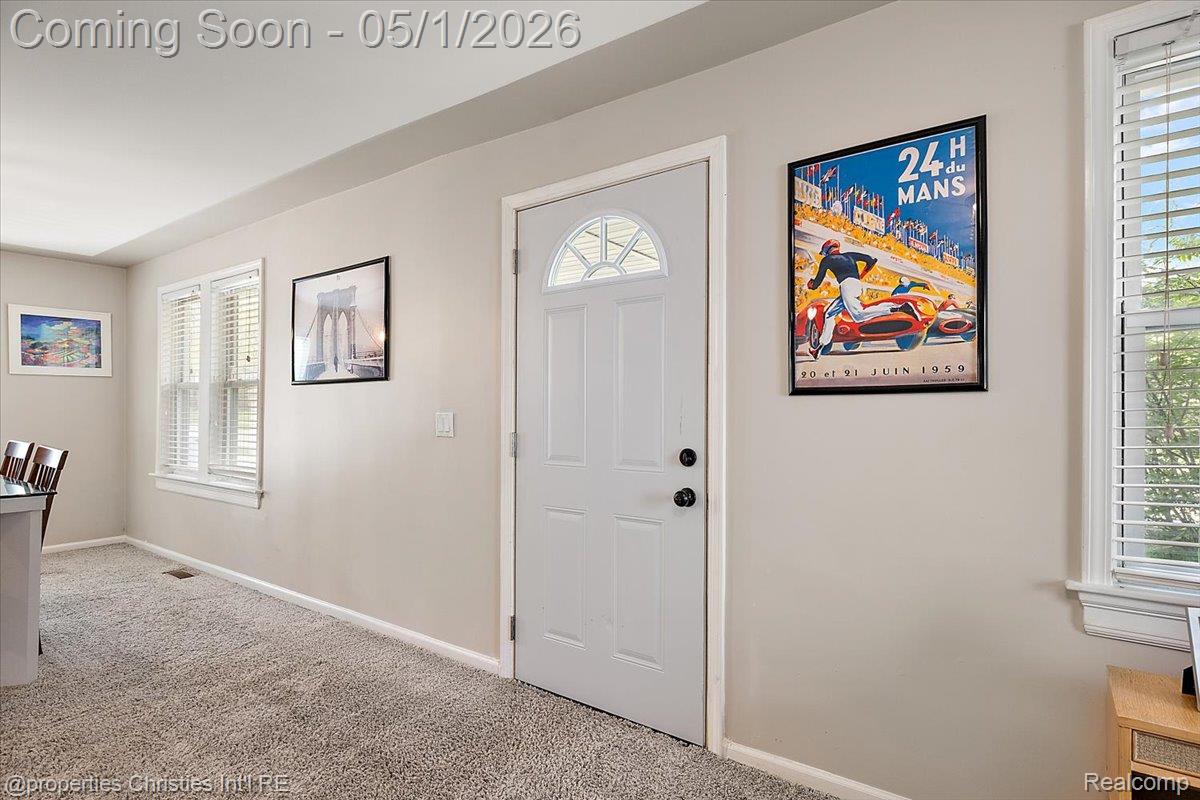 1691 Catalpa Drive