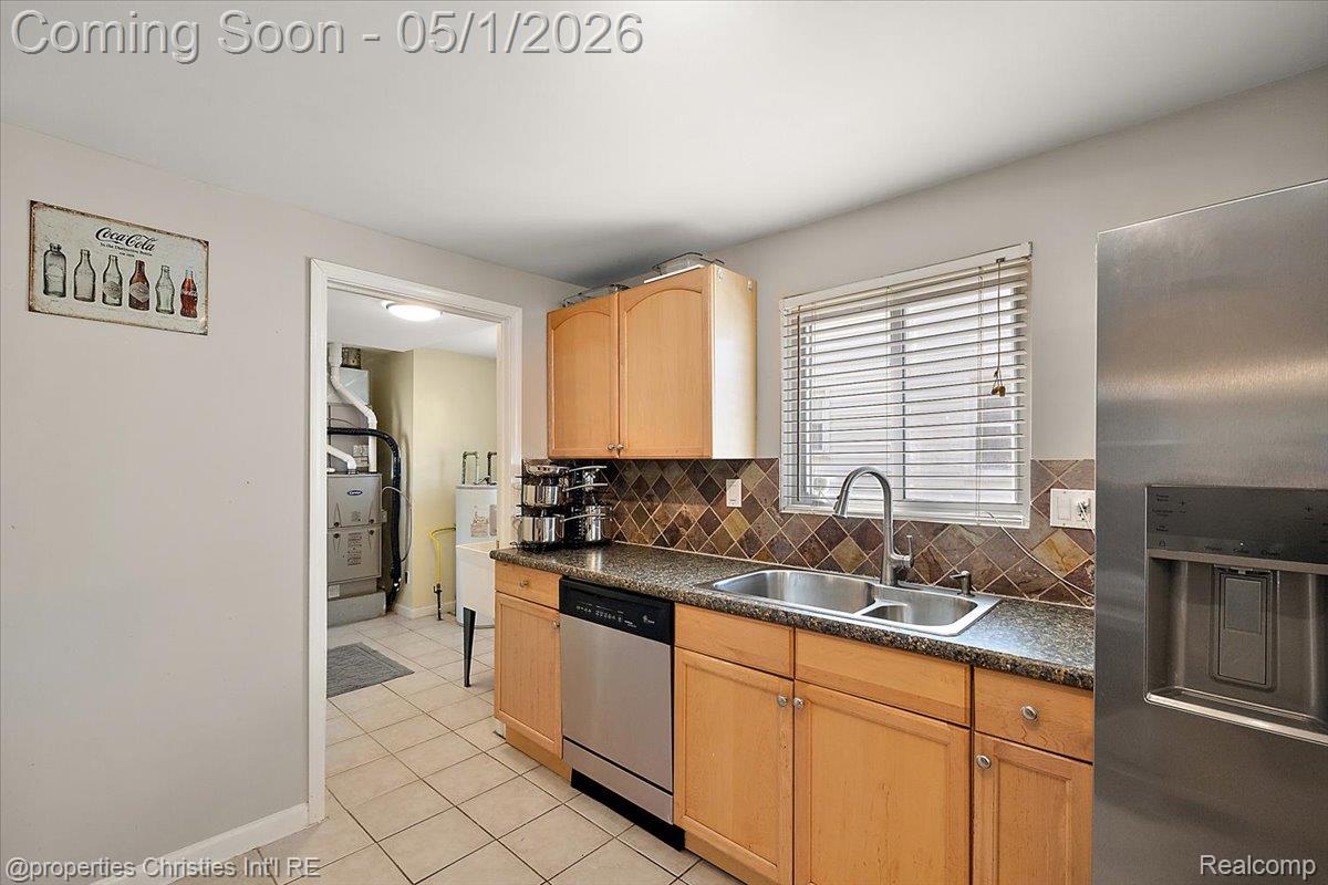 1691 Catalpa Drive