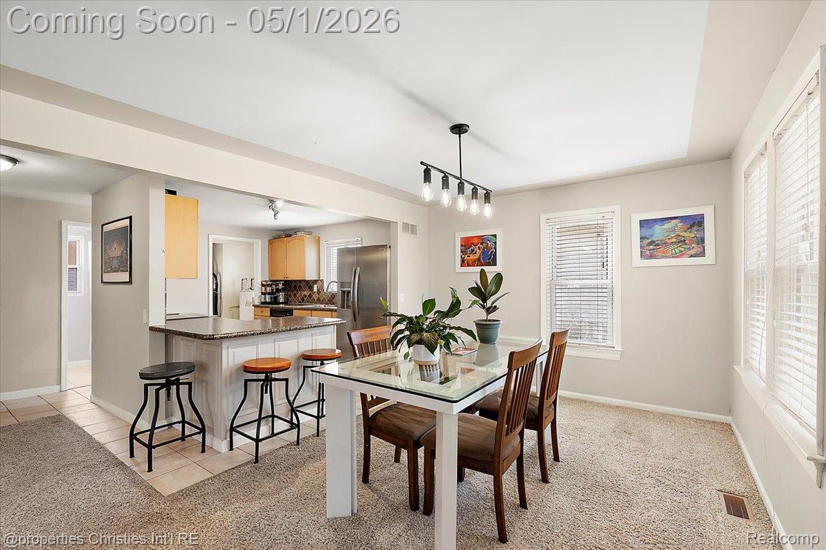 1691 Catalpa Drive