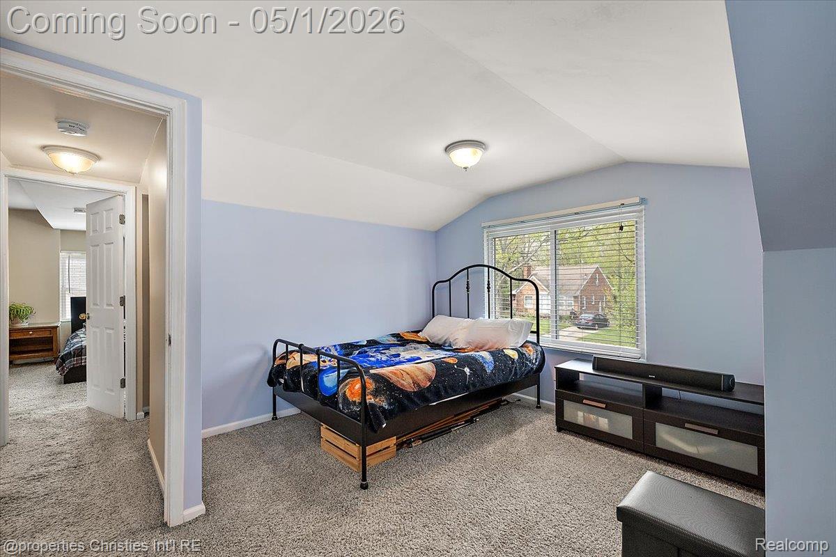 1691 Catalpa Drive