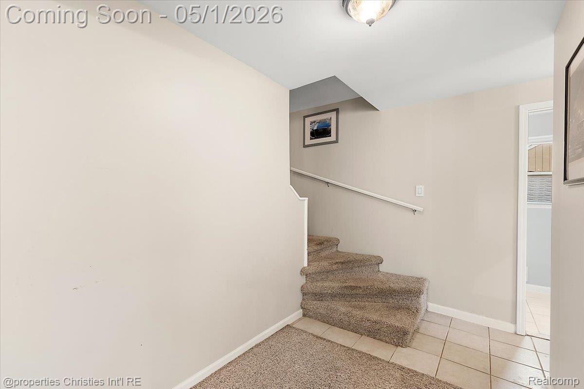1691 Catalpa Drive